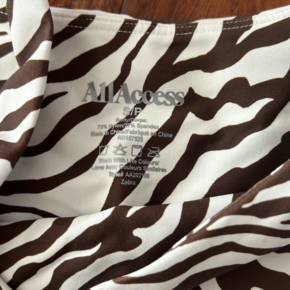 ALL ACCESS cram and brown zebra print sports Bra size Small - Picture 3 of 3